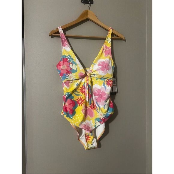 Nicole Miller Women’s Size Medium One Piece Swimsuit Tropical Vibes Floral - Picture 2 of 10